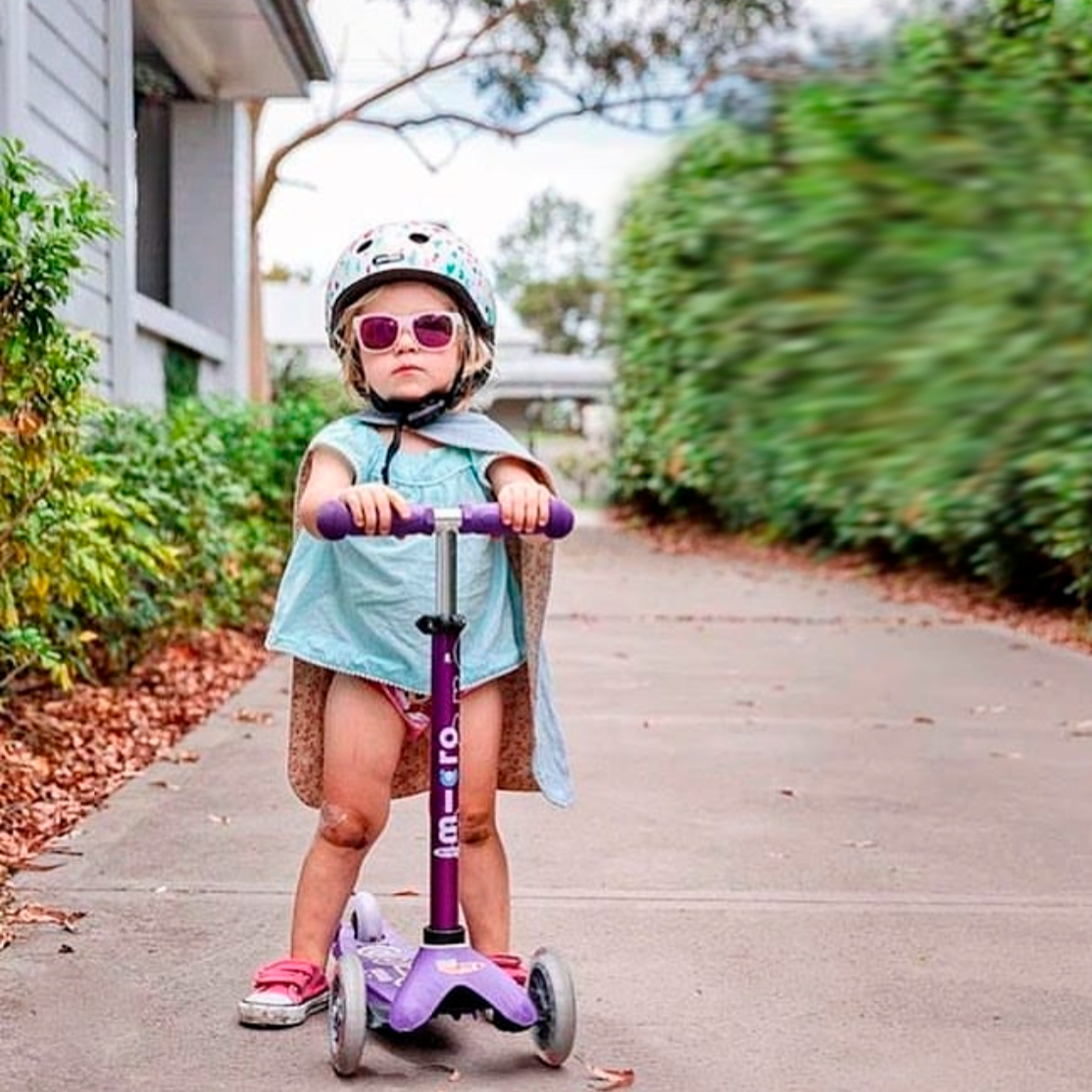 Micro Scooter Mini Deluxe LED Morado