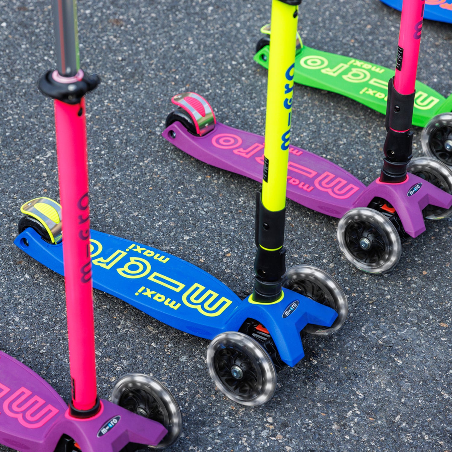 PREVENTA Micro Scooter niños Maxi Led Plegable 3 ruedas Amarillo Neón