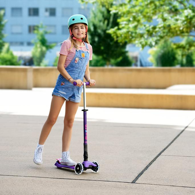 Micro Scooter Maxi Deluxe LED PLEGABLE Morado