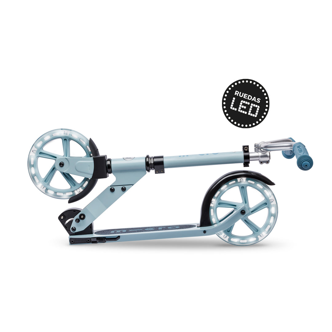 Micro Scooter Crucero LED Celeste