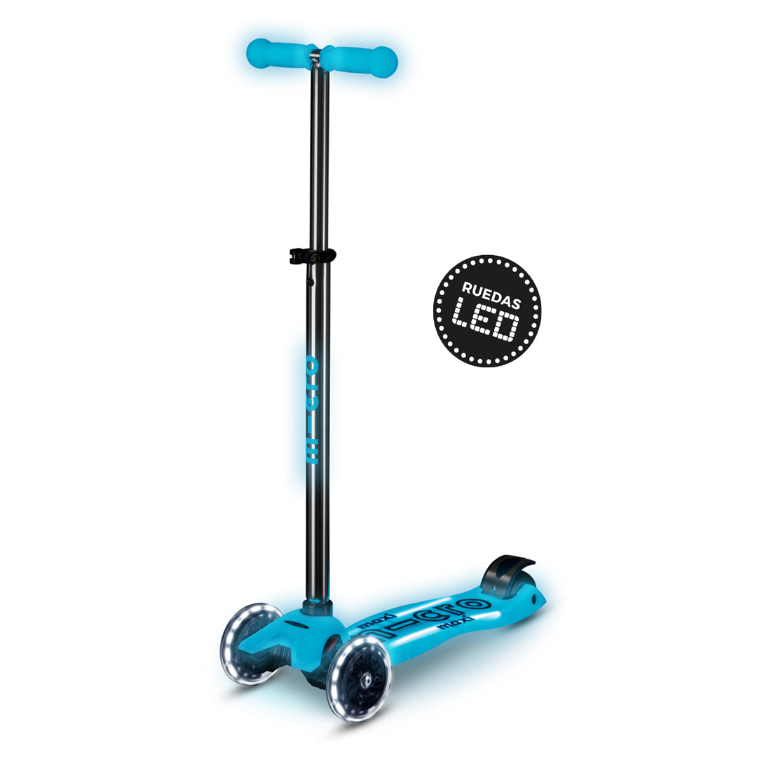 Micro Scooter Maxi Deluxe LED Brilla de Noche Celeste