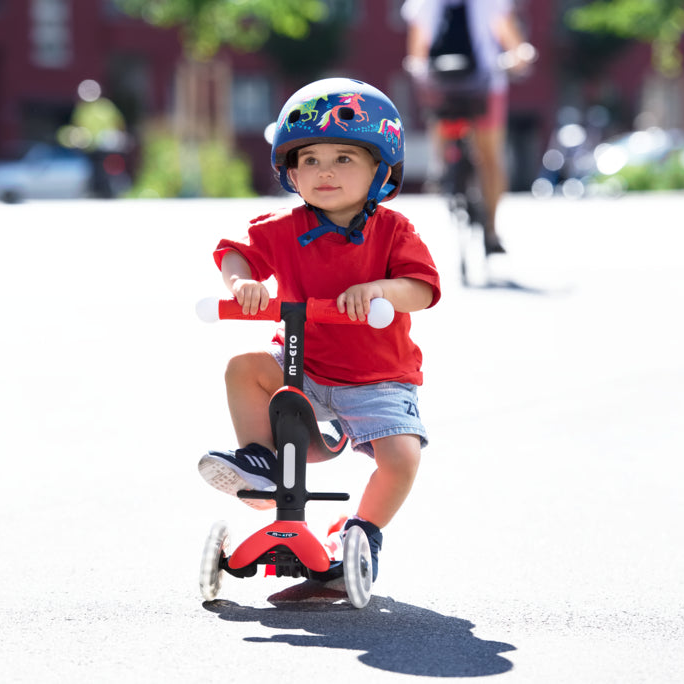 Micro Scooter Mini2Grow Deluxe LED Magic Rojo